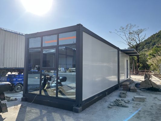 Maison de conteneurs évolutifs de taille flexible avec peinture en acier anti-rouille et en poudre