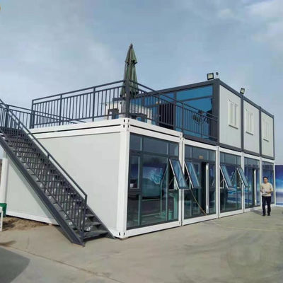 Maison en conteneurs préfabriqués avec salle de bains Petites maisons prêtes à être expédiées Maison de 20 pieds Maison préfabriquée